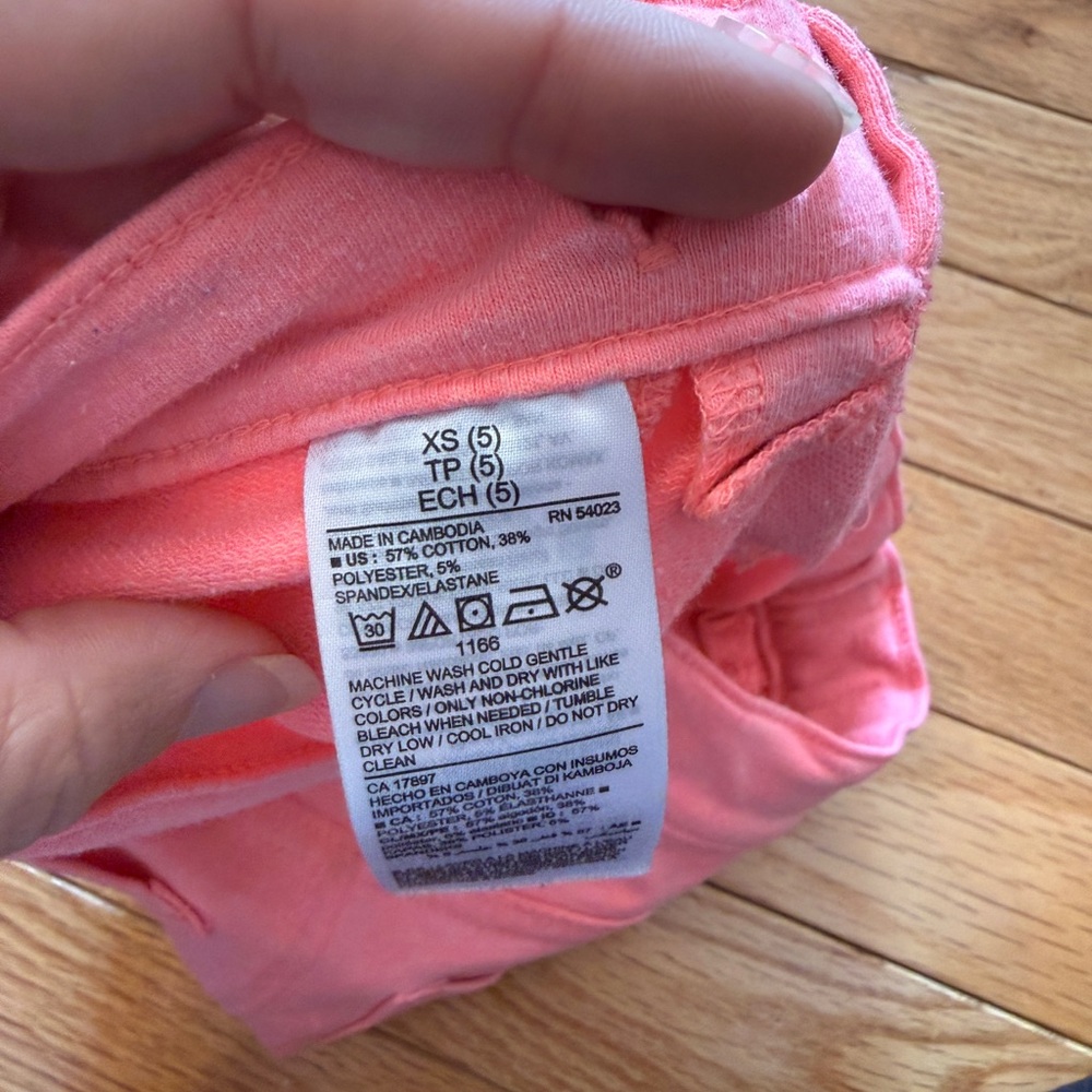 Cat & Jack Navy Denim and Coral Pink Knit Girls' Shorts Set - Picture 6 of 7